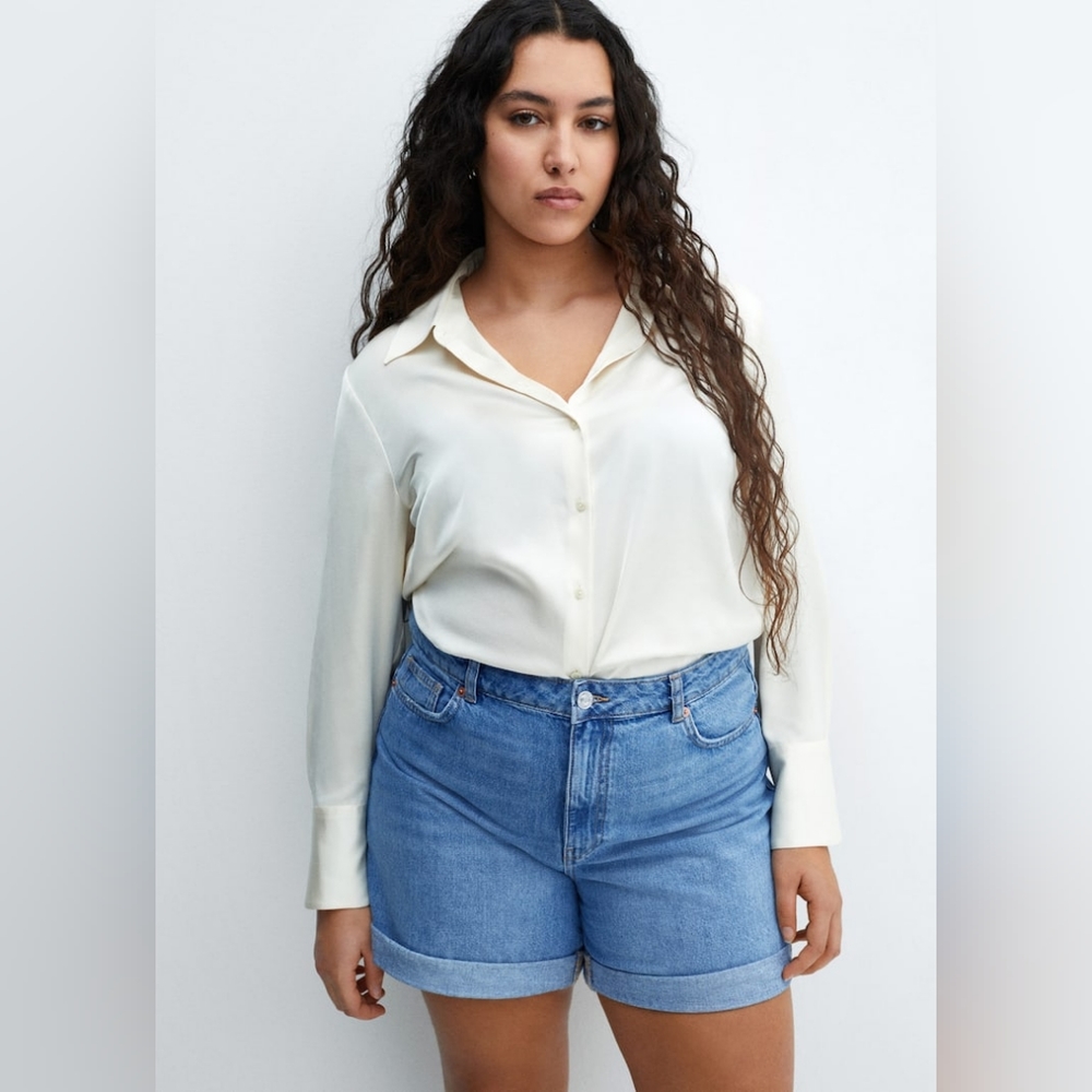 Mango Denim Mom Shorts Light Wash High Waist Women’s Size 22 NWT